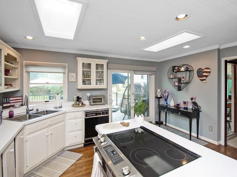 9011 Foxhunter Lane, Symmes Township, OH 45242 Photo 11