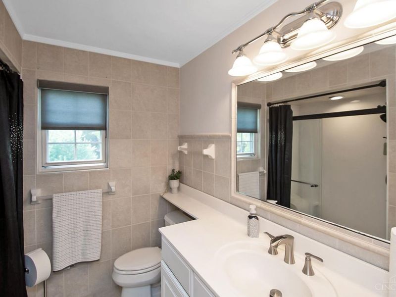 9011 Foxhunter Lane, Symmes Township, OH 45242 Photo 29