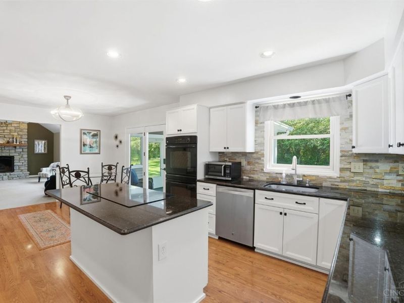 3818 Sherbrooke Drive, Evendale, OH 45241 Photo 13