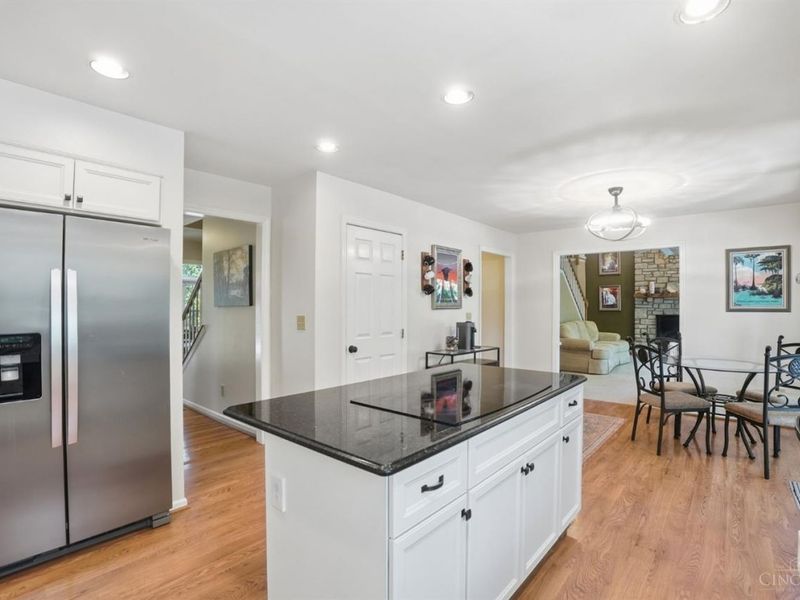 3818 Sherbrooke Drive, Evendale, OH 45241 Photo 14