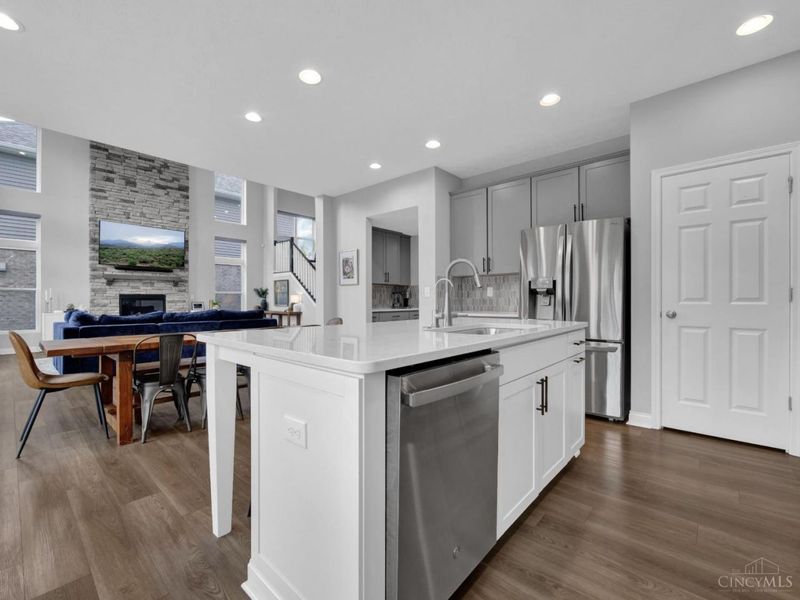 7065 Valleycrest Drive, Anderson Twp, OH 45230 Photo 12