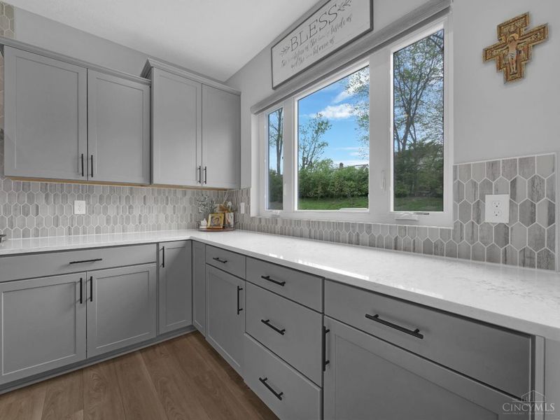 7065 Valleycrest Drive, Anderson Twp, OH 45230 Photo 16