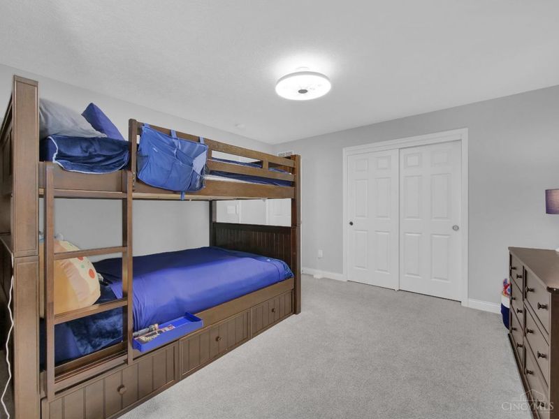 7065 Valleycrest Drive, Anderson Twp, OH 45230 Photo 27