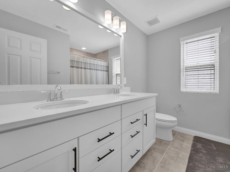 7065 Valleycrest Drive, Anderson Twp, OH 45230 Photo 31