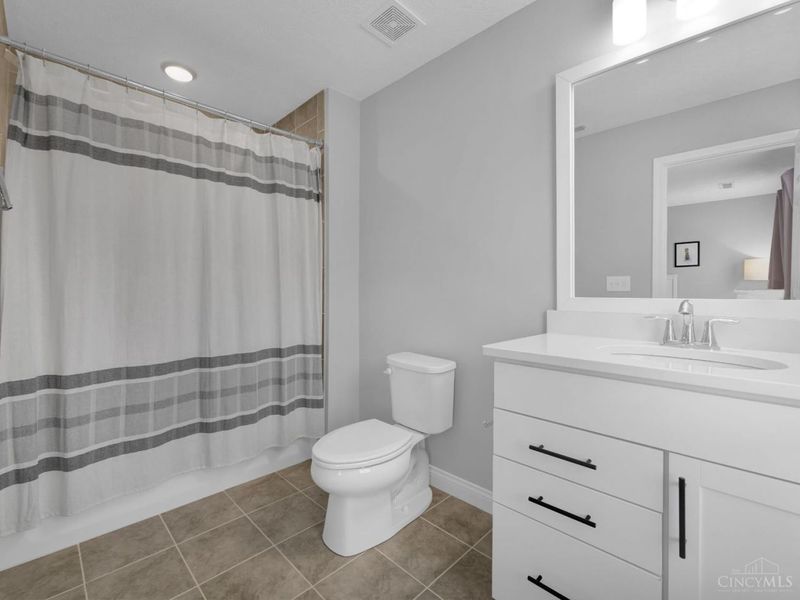 7065 Valleycrest Drive, Anderson Twp, OH 45230 Photo 35