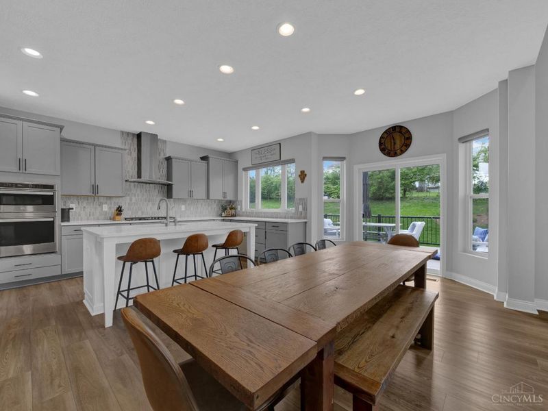 7065 Valleycrest Drive, Anderson Twp, OH 45230 Photo 9