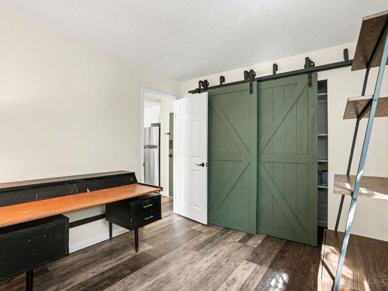 4908 Chalet Drive, Unit 405, Saint Bernard, OH 45217 Photo 11