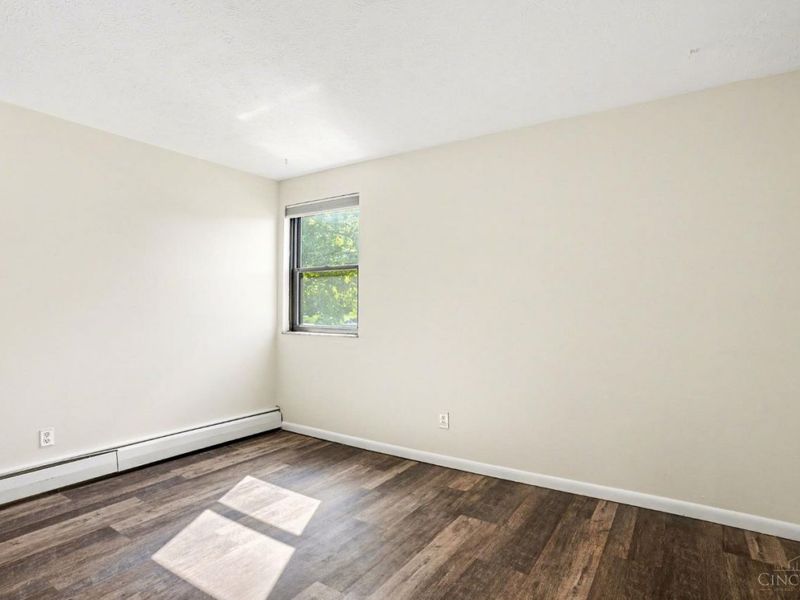 4908 Chalet Drive, Unit 405, Saint Bernard, OH 45217 Photo 14