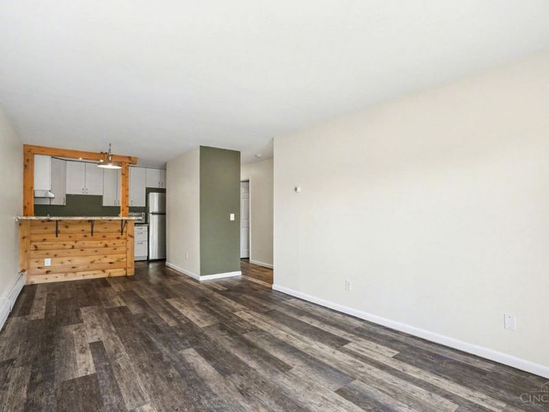 4908 Chalet Drive, Unit 405, Saint Bernard, OH 45217 Photo 5