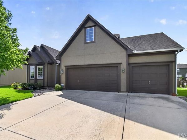 2509 SW 12TH. , Lee's Summit, MO 64081