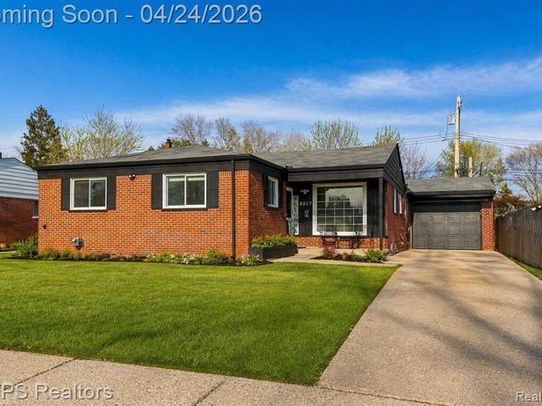 5217 Streefkerk Dr Drive , Warren, MI 48092