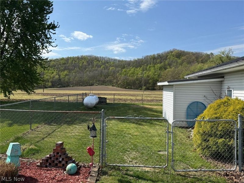 57165 County Road 9, West Lafayette, OH 43845 Photo 6