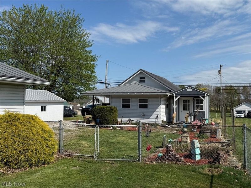 57165 County Road 9, West Lafayette, OH 43845 Photo 9