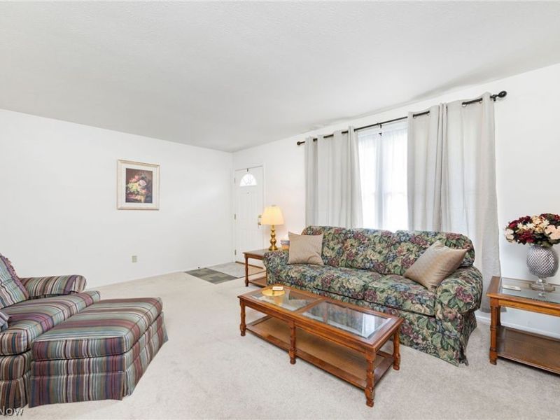 2357 Woodpark Road, Akron, OH 44333 Photo 12