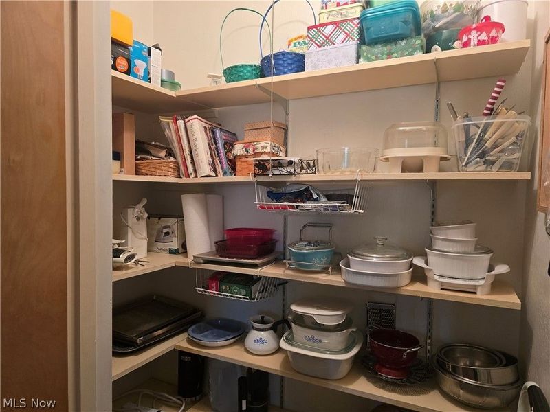 2357 Woodpark Road, Akron, OH 44333 Photo 15