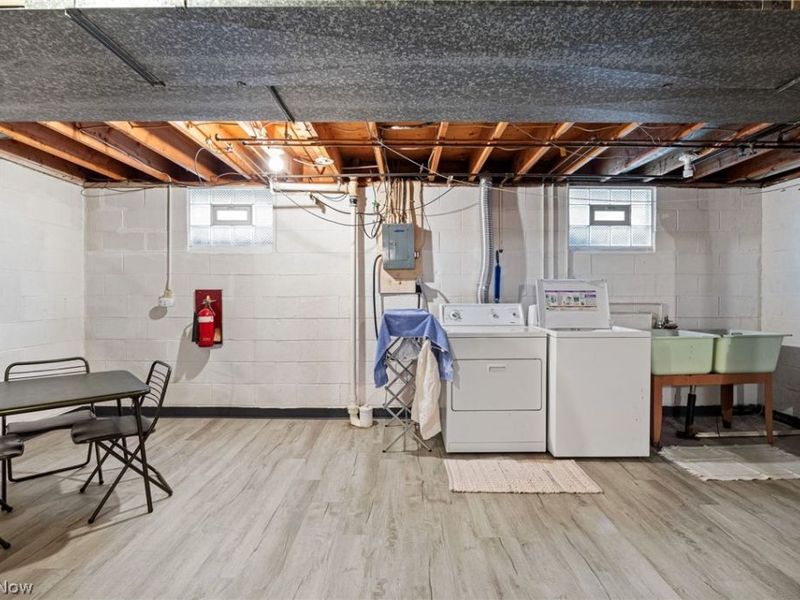 2357 Woodpark Road, Akron, OH 44333 Photo 27