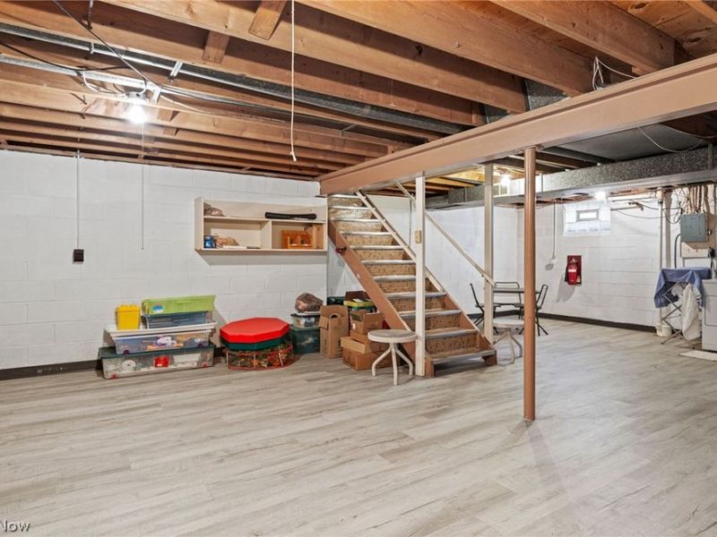 2357 Woodpark Road, Akron, OH 44333 Photo 30