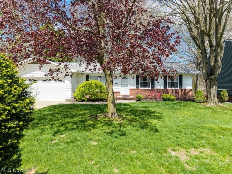 2357 Woodpark Road, Akron, OH 44333 Photo 4