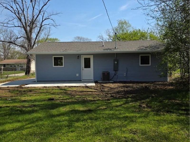 1549 Azalea Drive, Trotwood, OH 45417 Photo 13