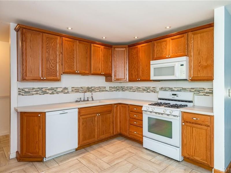 1480 Oshaughnesy Drive, Xenia, OH 45385 Photo 13