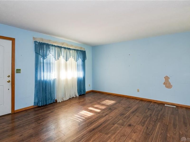 1480 Oshaughnesy Drive, Xenia, OH 45385 Photo 7