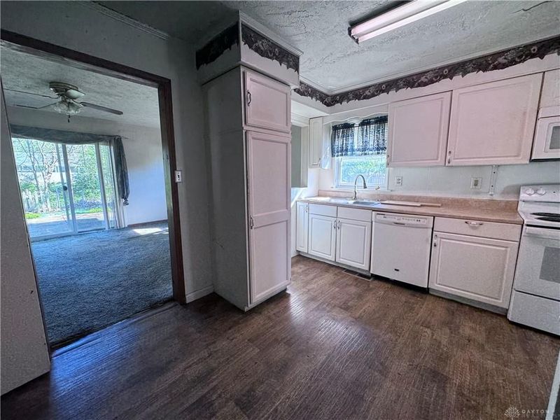 2850 Fields Avenue, Kettering, OH 45420 Photo 4