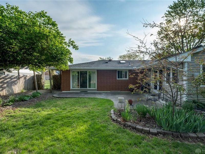 1077 Lark Lane, Xenia Township, OH 45385 Photo 5