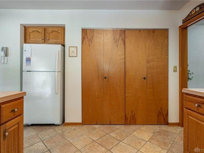 3158 Claydor Drive, Beavercreek, OH 45431 Photo 11