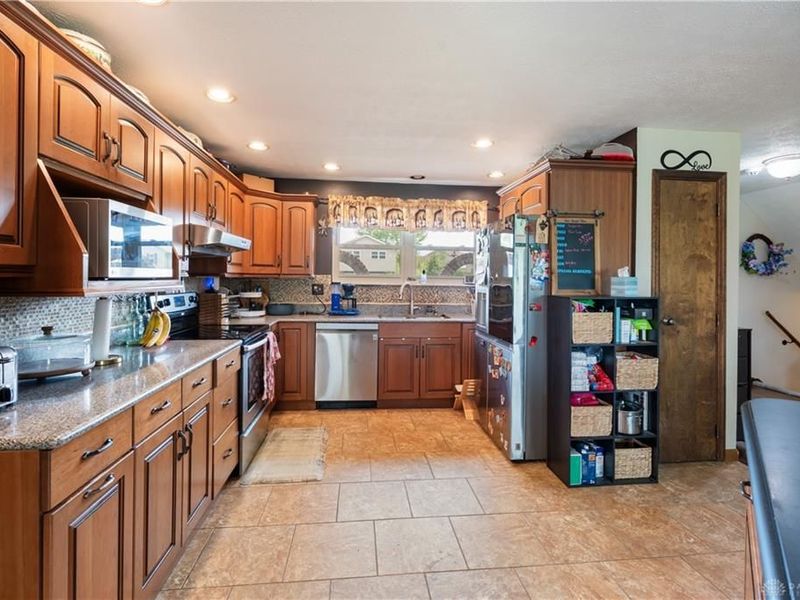 2341 Clubside Drive, Bellbrook, OH 45431 Photo 22