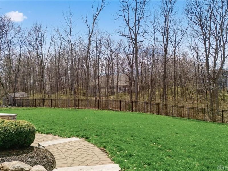 7701 Woodbridge Court, Clearcreek Township, OH 45066 Photo 6