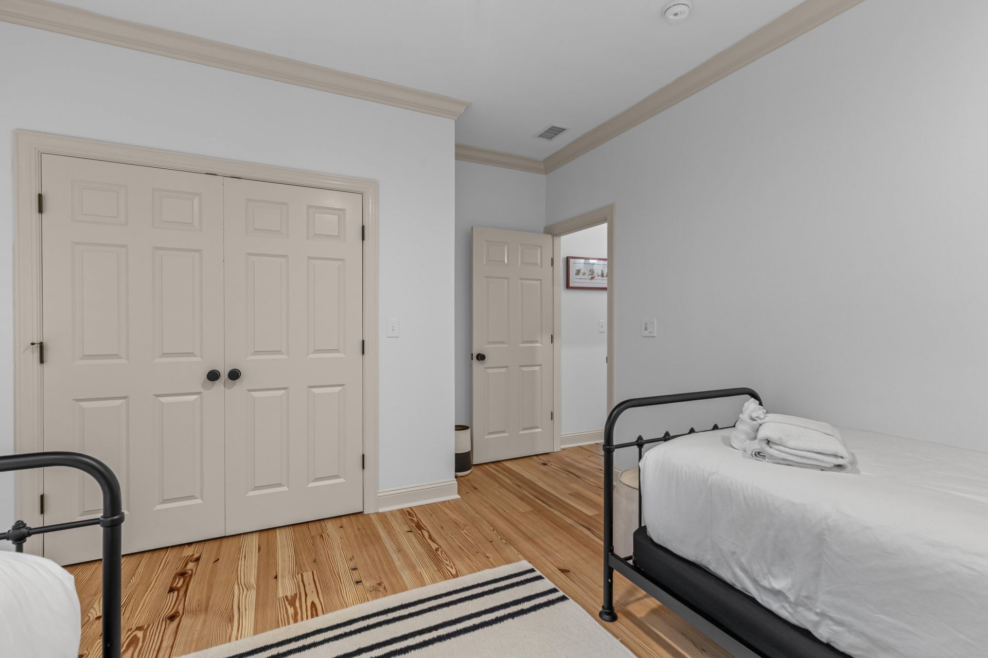 214 6th Avenue Photo 18