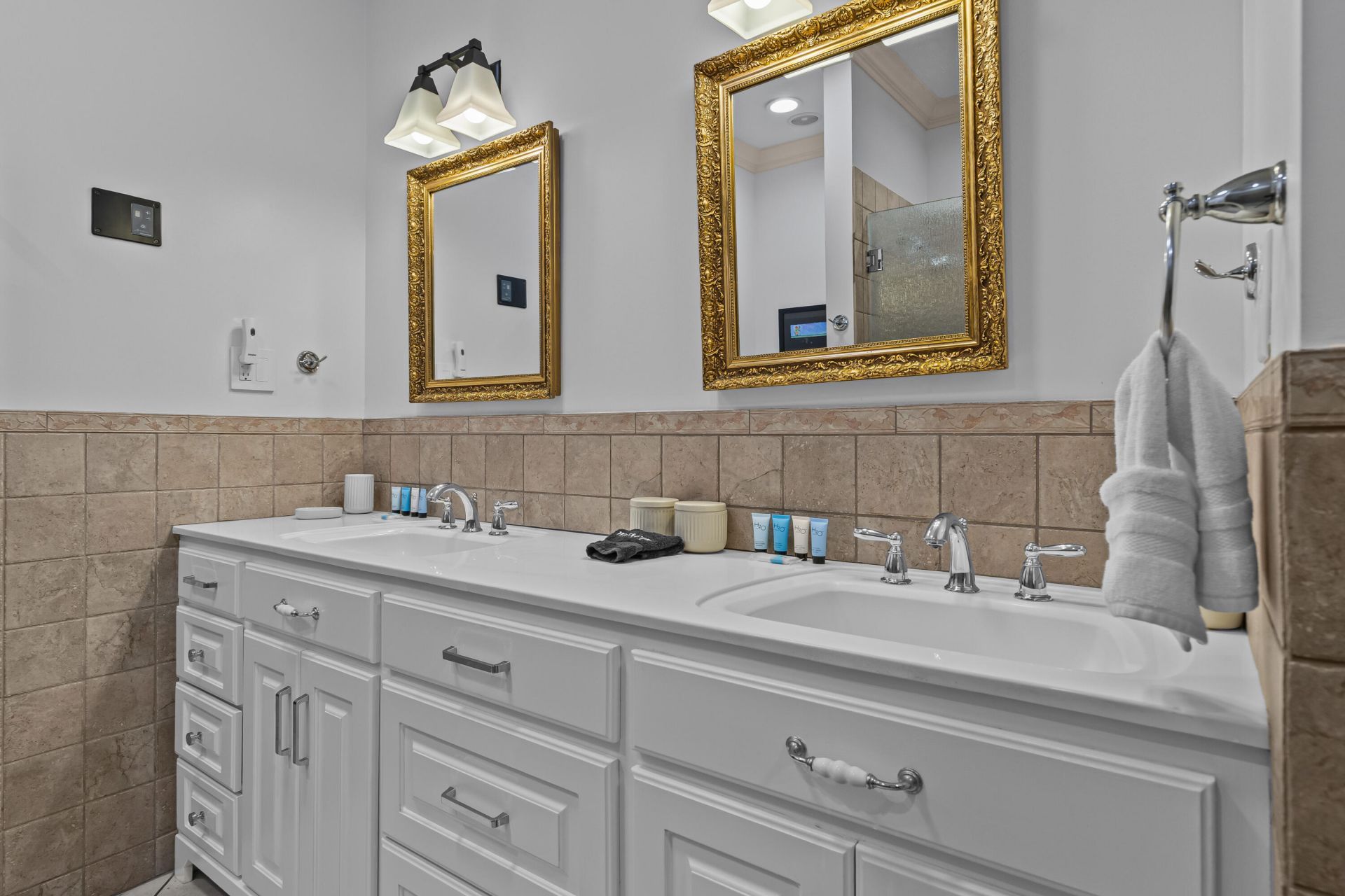 214 6th Avenue Photo 28