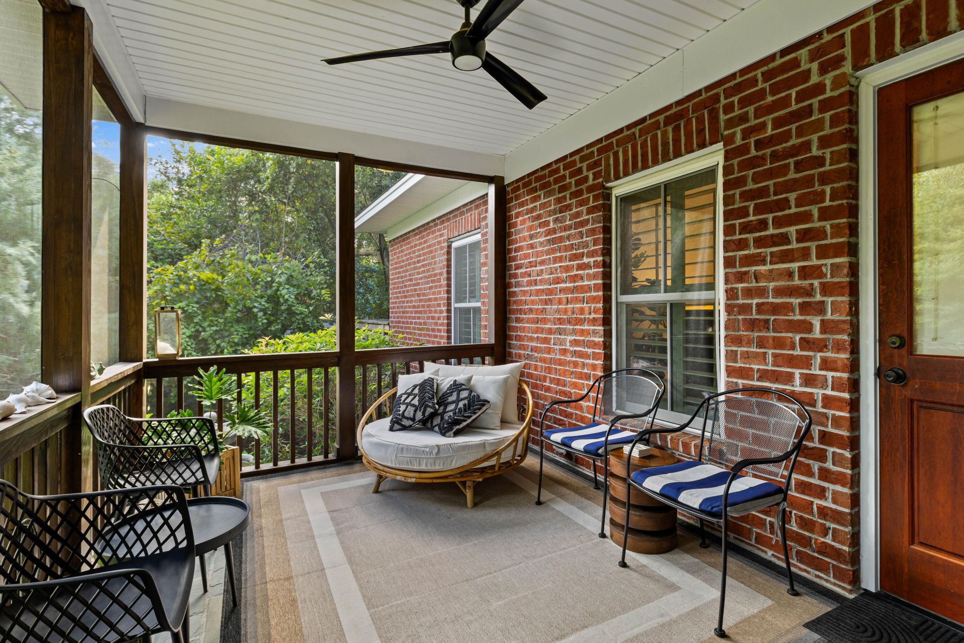 214 6th Avenue Photo 35