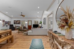 214 6th Avenue photo 4