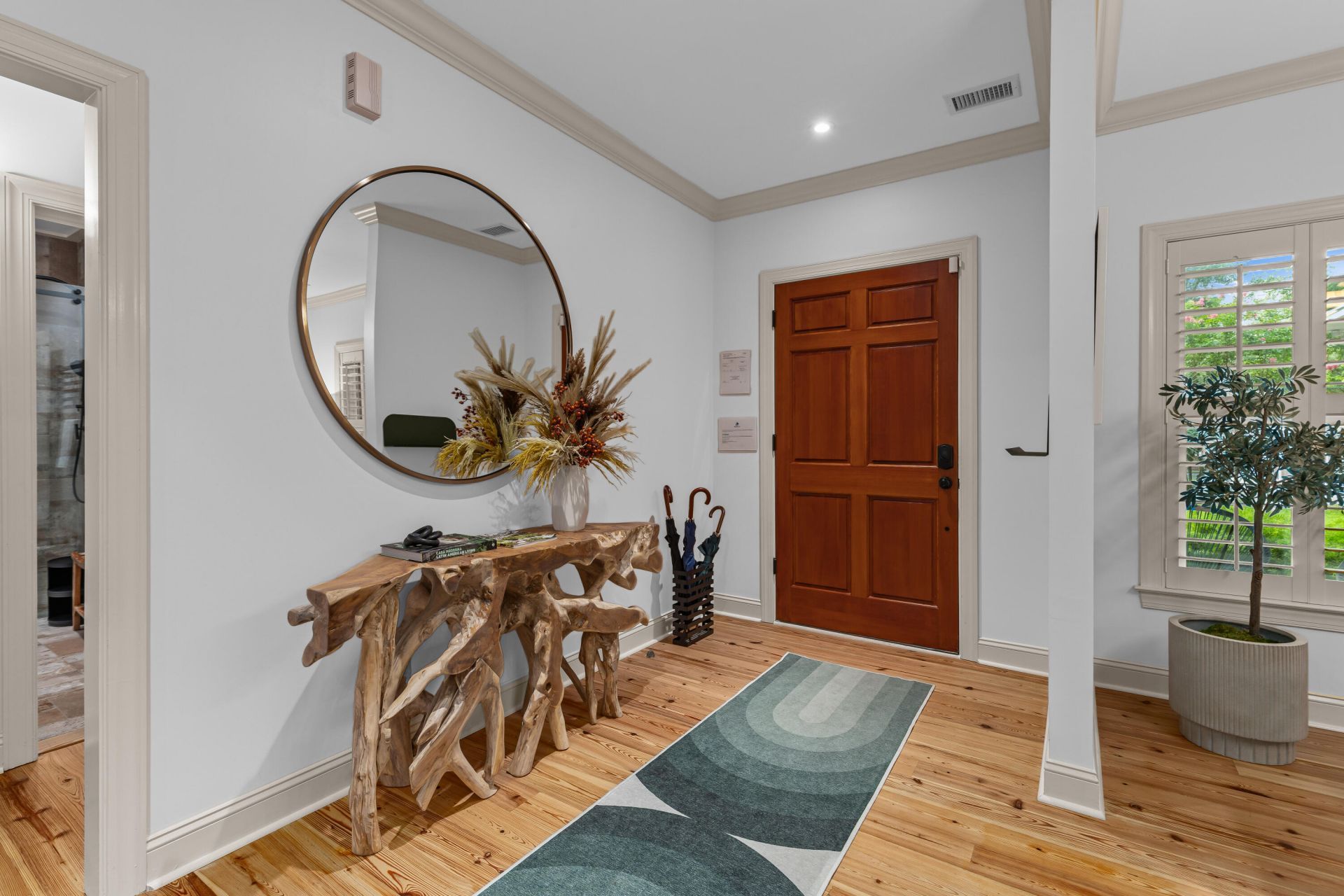 214 6th Avenue Photo 6