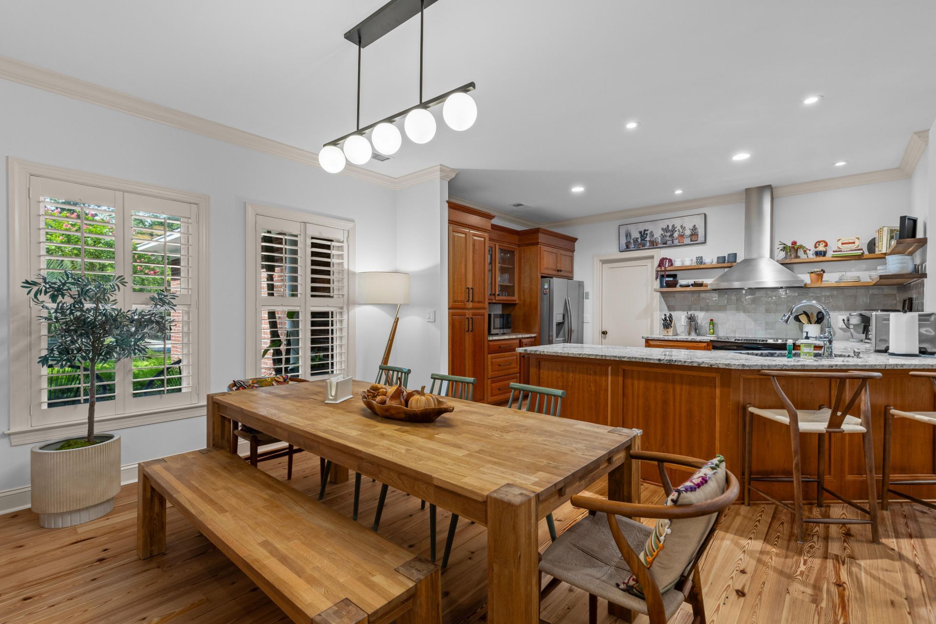 214 6th Avenue Photo 9