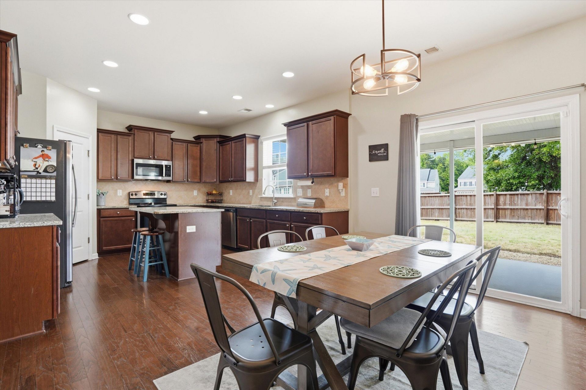 650 Silver Moss Drive Photo 7