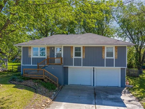 79 NW 271st Road, Centerview, MO 64019