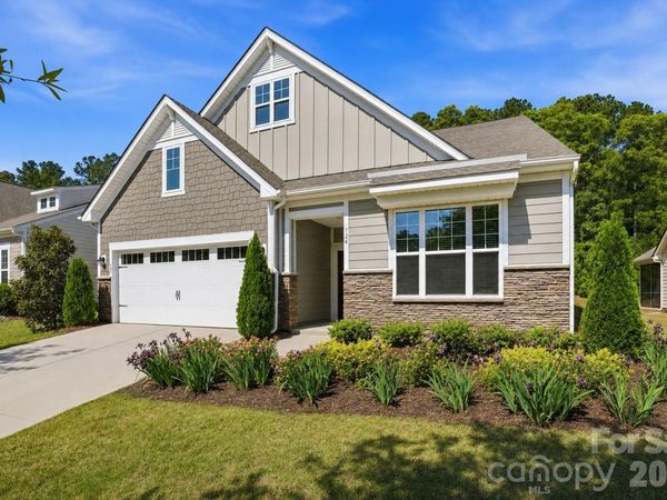 124 Van Gogh Trail, Mount Holly, NC 28120