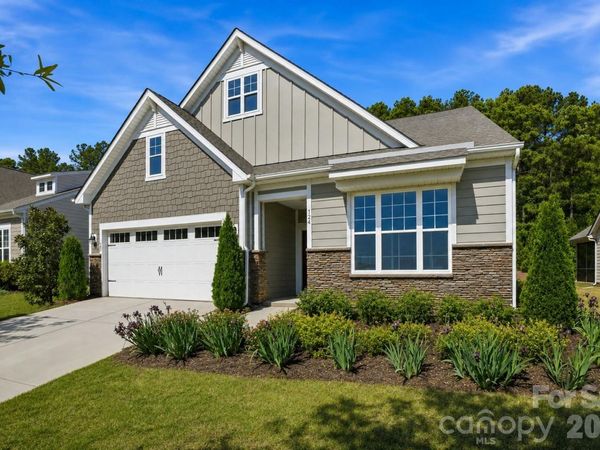 124 Van Gogh Trail, Mount Holly, NC 28120