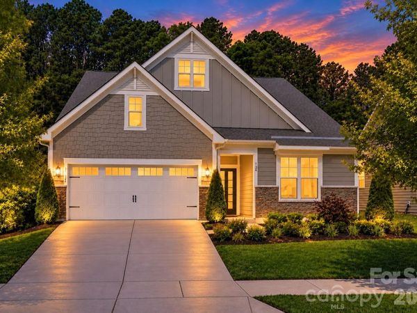 124 Van Gogh Trail, Mount Holly, NC 28120
