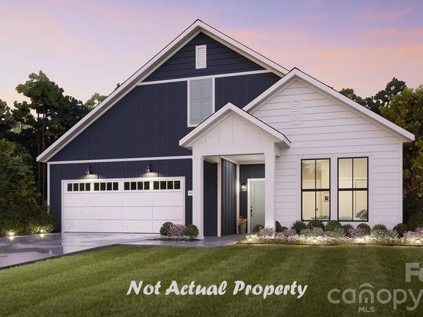 242 Alenda Lux Circle, Mooresville, NC 28115