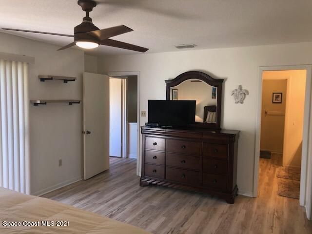 200 S Banana River Boulevard, Unit 2203, Cocoa Beach, FL 32931 Photo