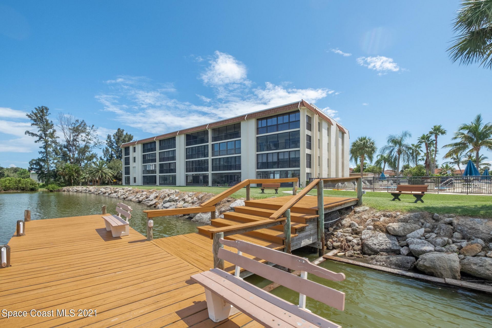 200 S Banana River Boulevard, Unit 2203, Cocoa Beach, FL 32931 Photo
