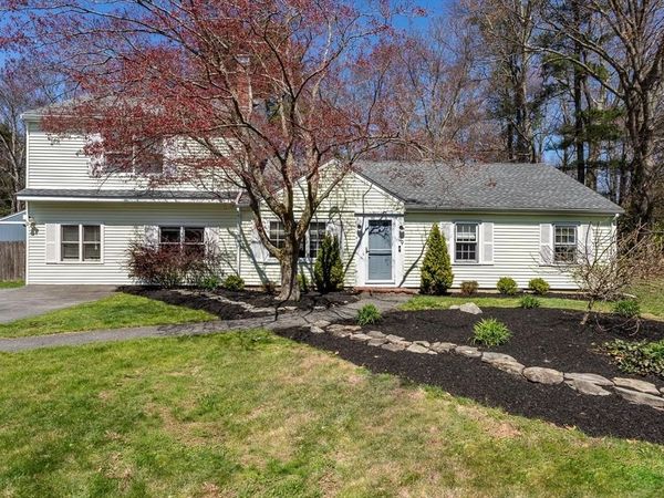 39 Birchcroft Rd, Canton, MA 02021