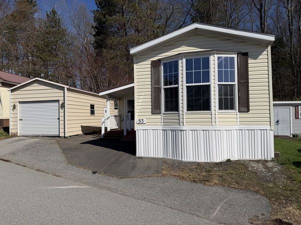42 Adams Rd, Unit 53, Greenfield, MA 01301