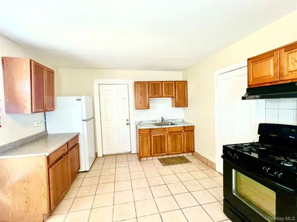 30 Knapp Avenue , Middletown, NY 10940