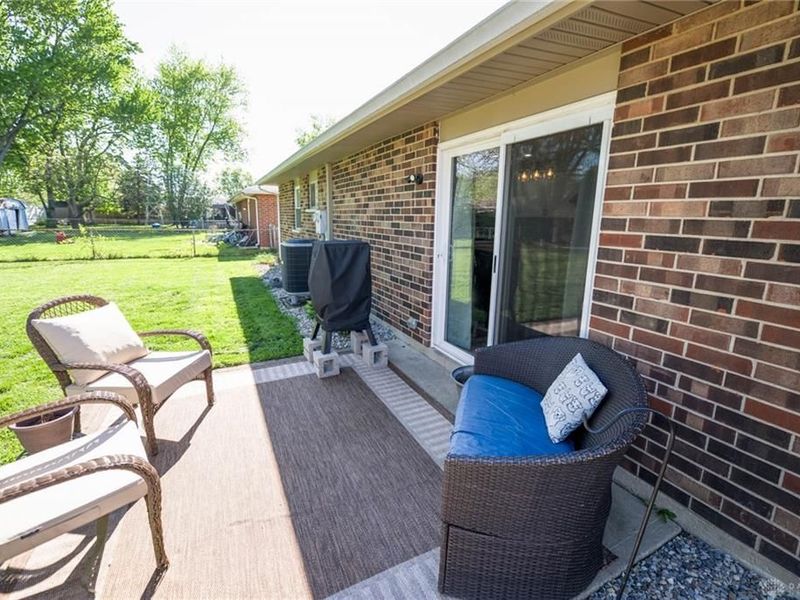 2407 Waterford Drive, Troy, OH 45373 Photo 21