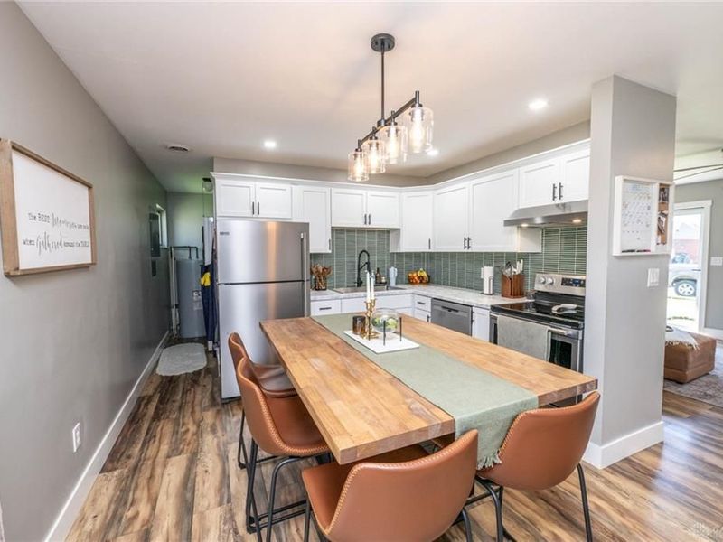 2407 Waterford Drive, Troy, OH 45373 Photo 5