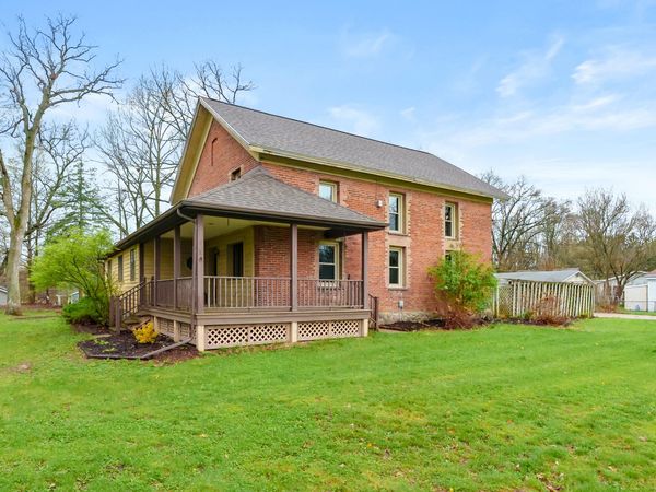 10518 Stadium Drive, Kalamazoo, MI 49009